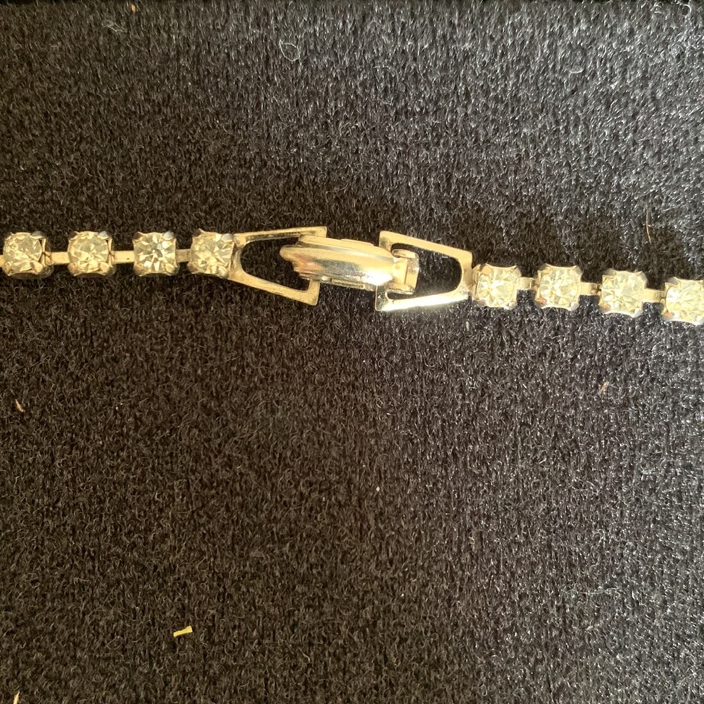 Vintage Rhinestone Necklace - Picture 3 of 6